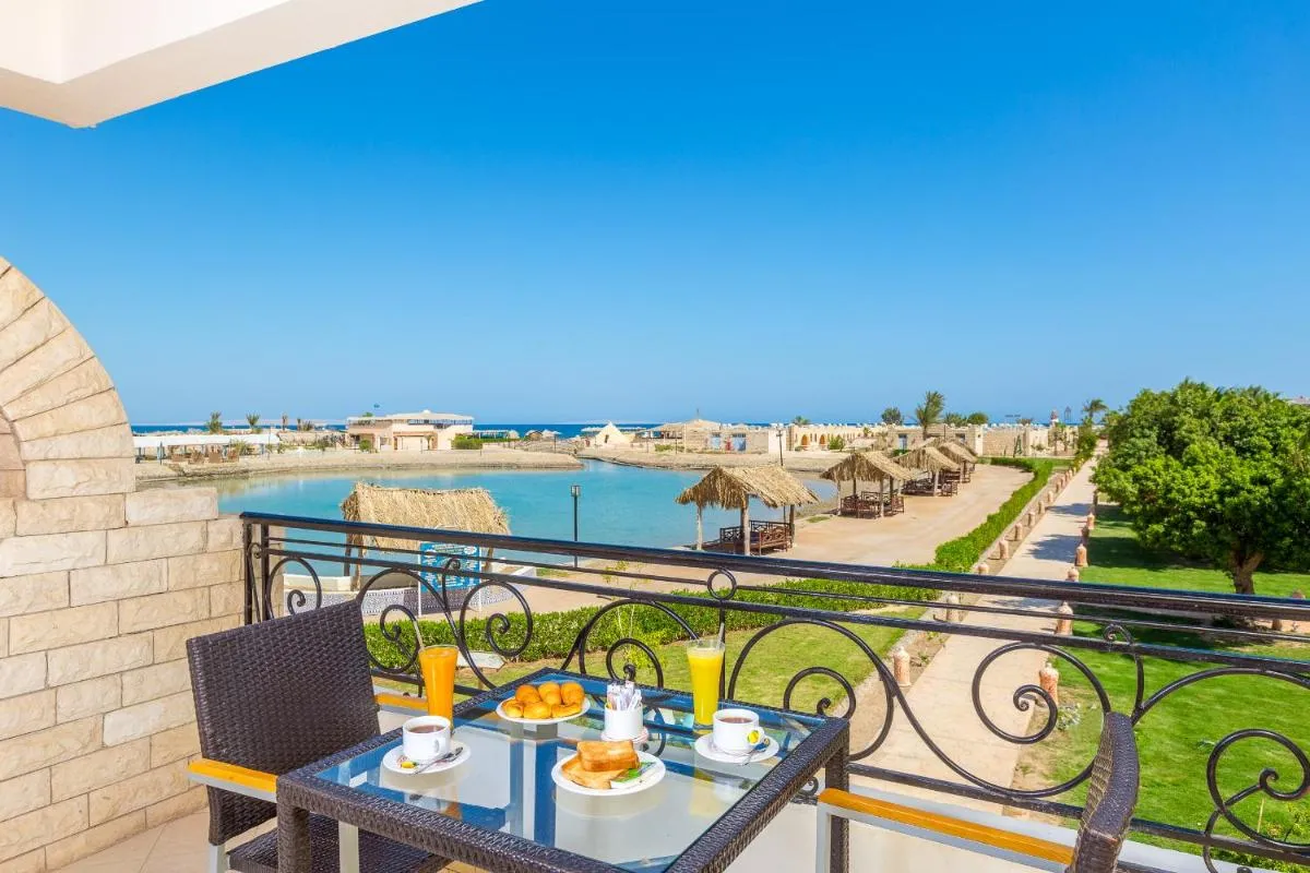 Image 3 of Aladdin Beach Resort