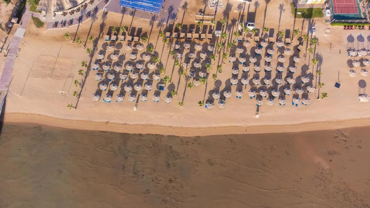 Image 1 of Amwaj Beach Club Abu Soma