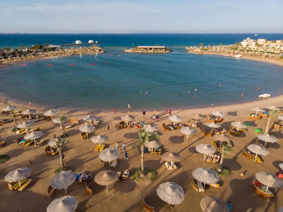Image 4 of Desert Rose Resort