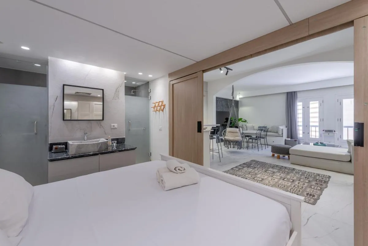 Image 1 of El Gouna – Luxurious 1 bed apt – New Marina