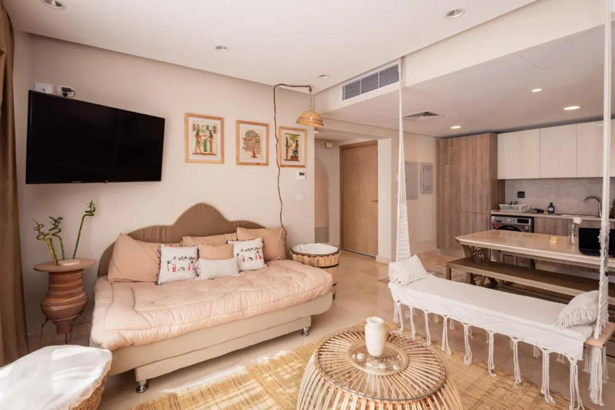 Image 1 of Gleaming 1 BR Apt Mangroovy w Pool & Beach Access
