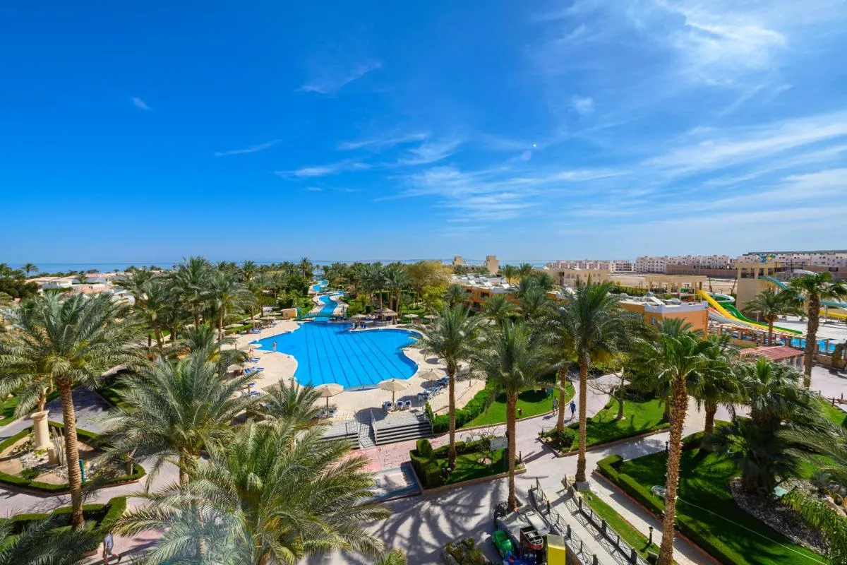 Image 3 of Golden Beach Resort