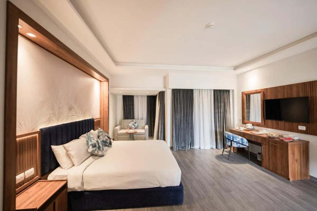 Image 1 of Golden Beach Resort