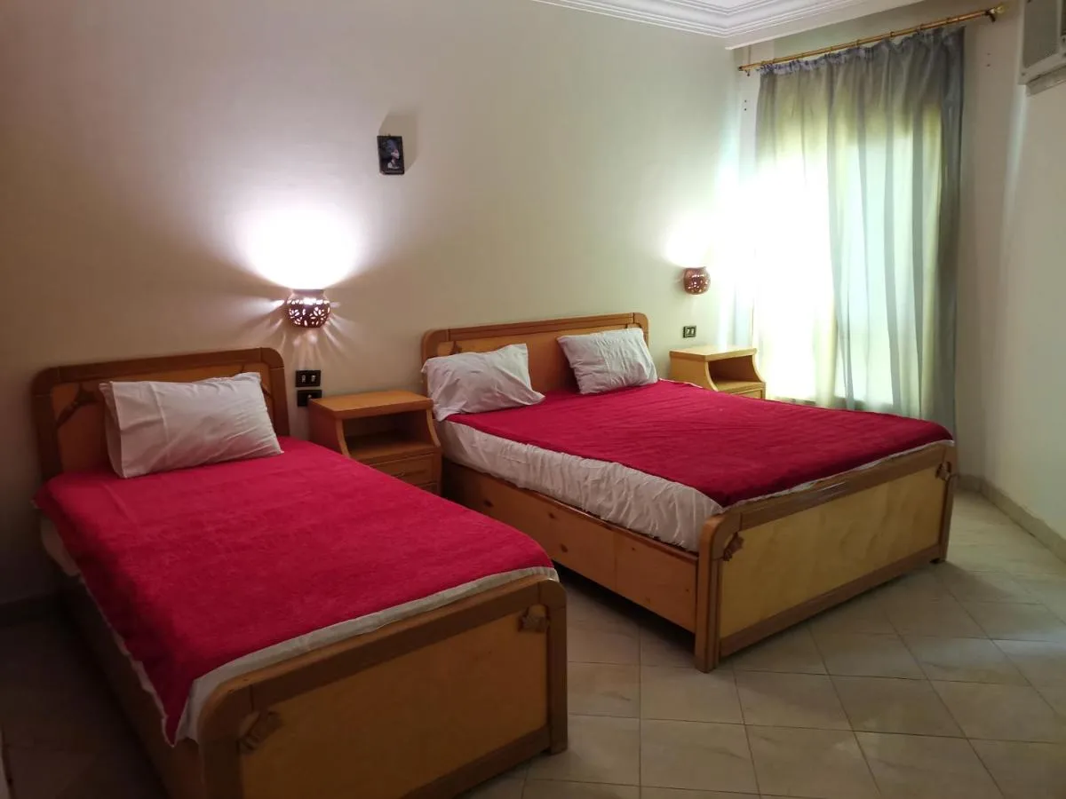 Image 2 of Golden Rose Hotel