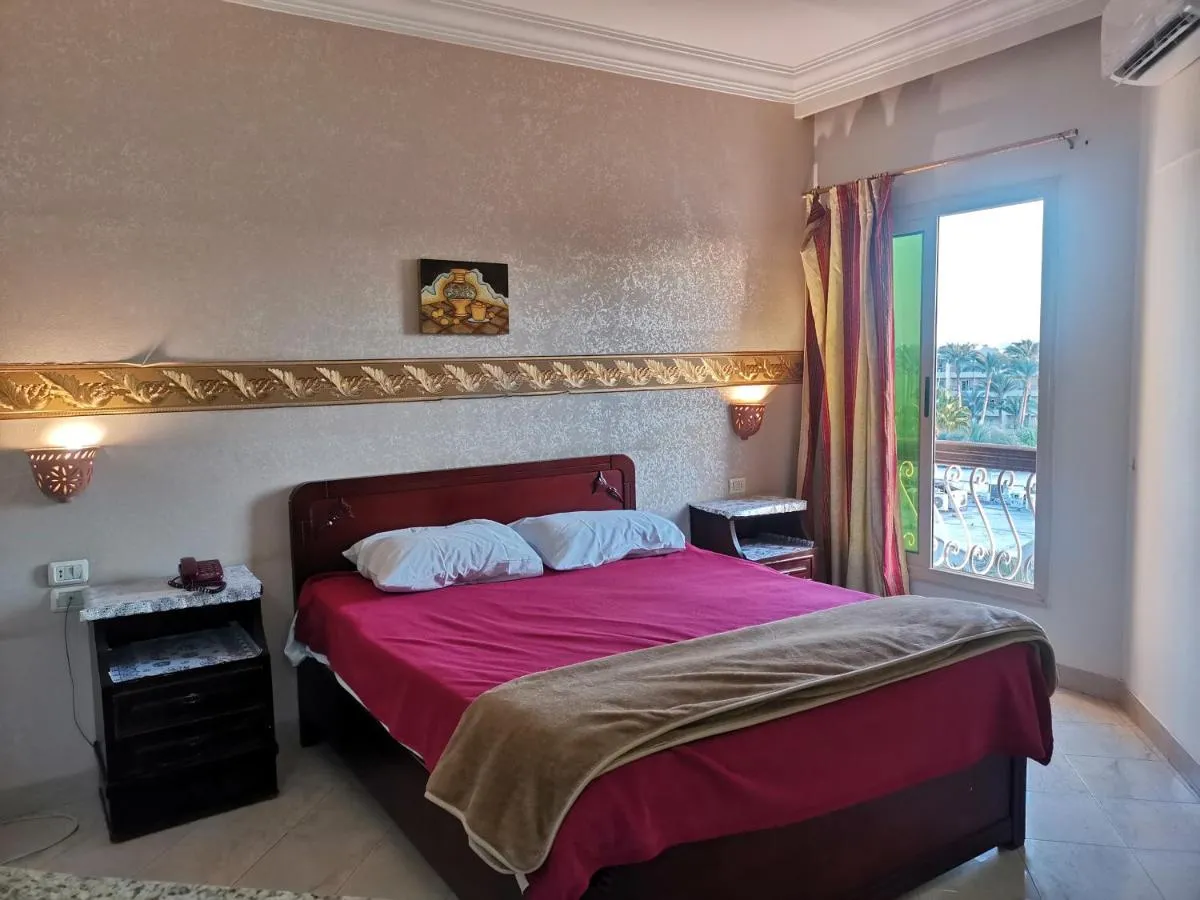 Image 1 of Golden Rose Hotel