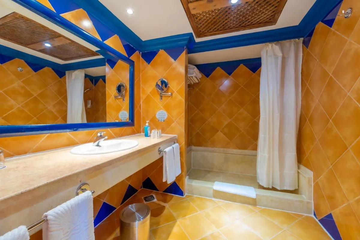 Image 2 of Grand Makadi – Couples and Families Only