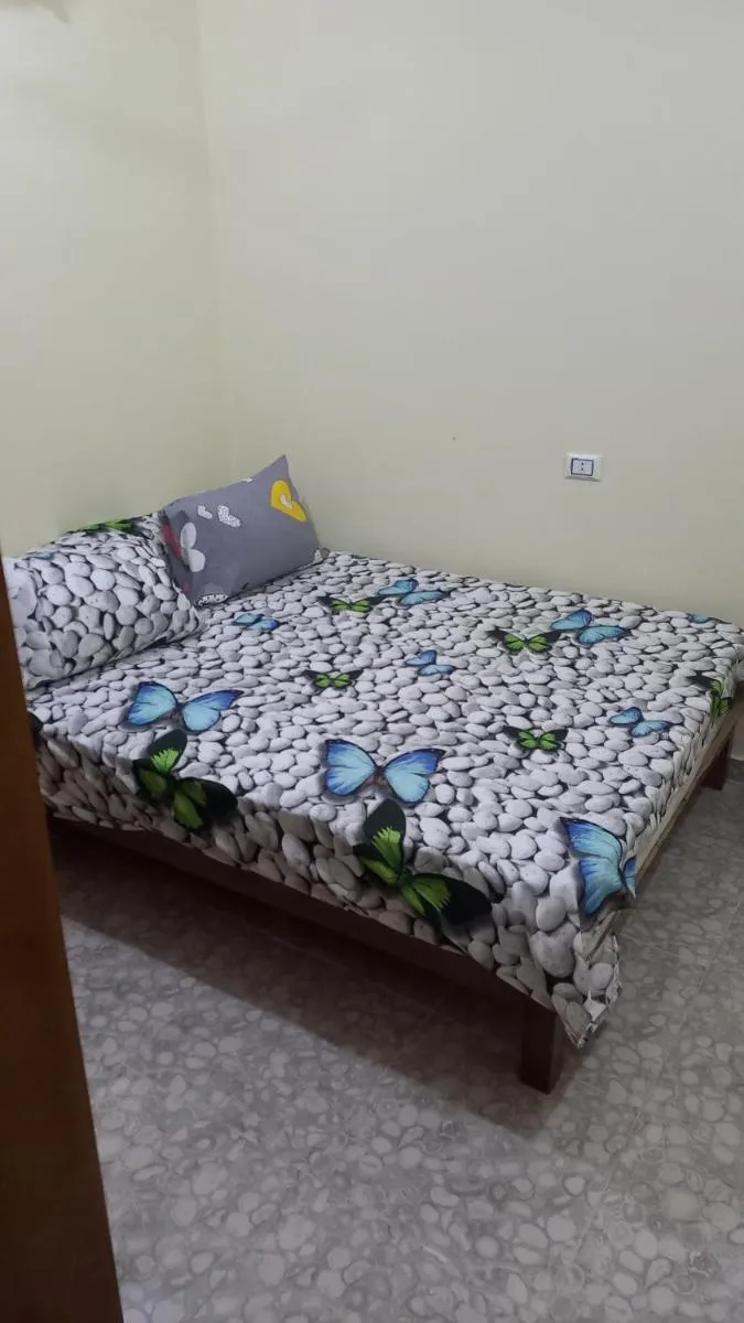 Image 1 of Ikea flat 5