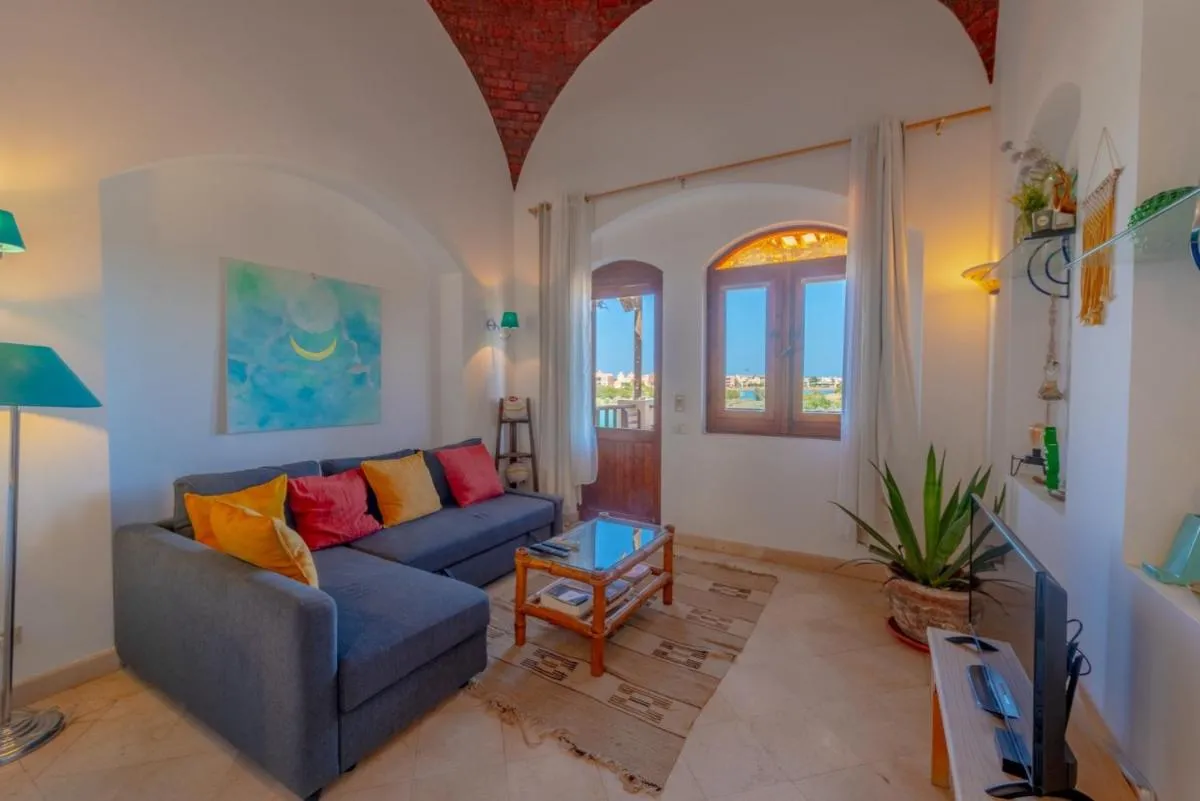 Image 4 of Lagoon view 1-bedroom apartment in West Golf El Gouna