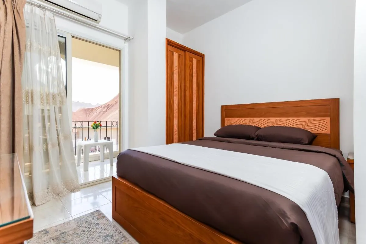 Image 4 of Lazur Hotel Apartments