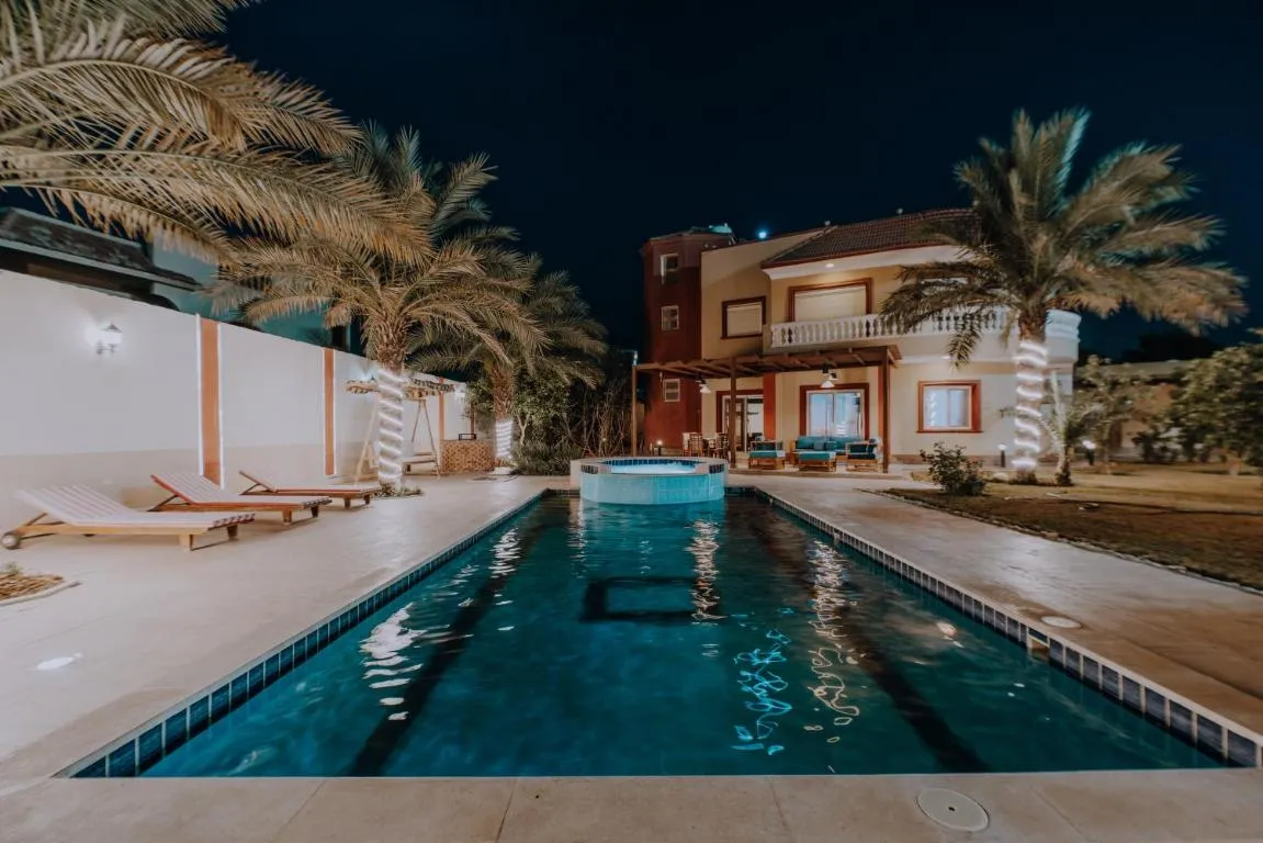 Image of Luxury private villa with pool