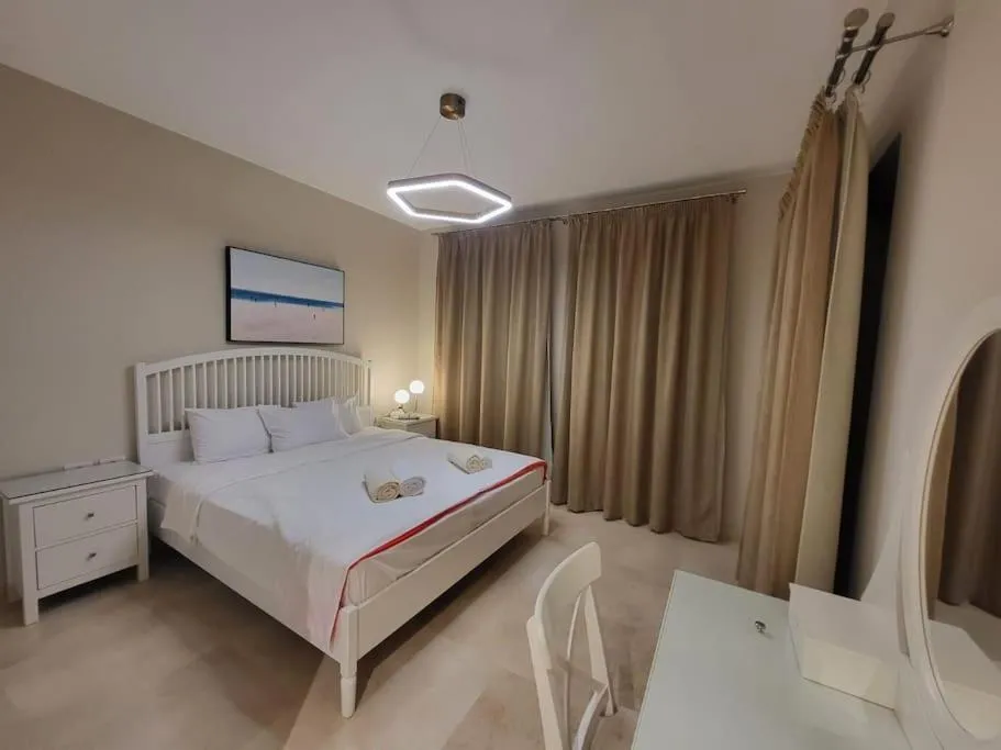 Image 1 of Mangroovy – 2BR La Blanca Pool View