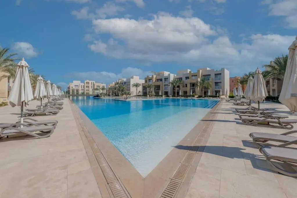 Image 2 of Mangroovy – Spacious Boho 2 BR Pool view