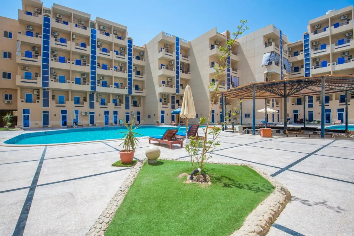 Image 5 of Pool View Near El Gouna With Top Floor Balcony & Kitchen – 2 x Large Pools – European Standards – Tiba Resort C34