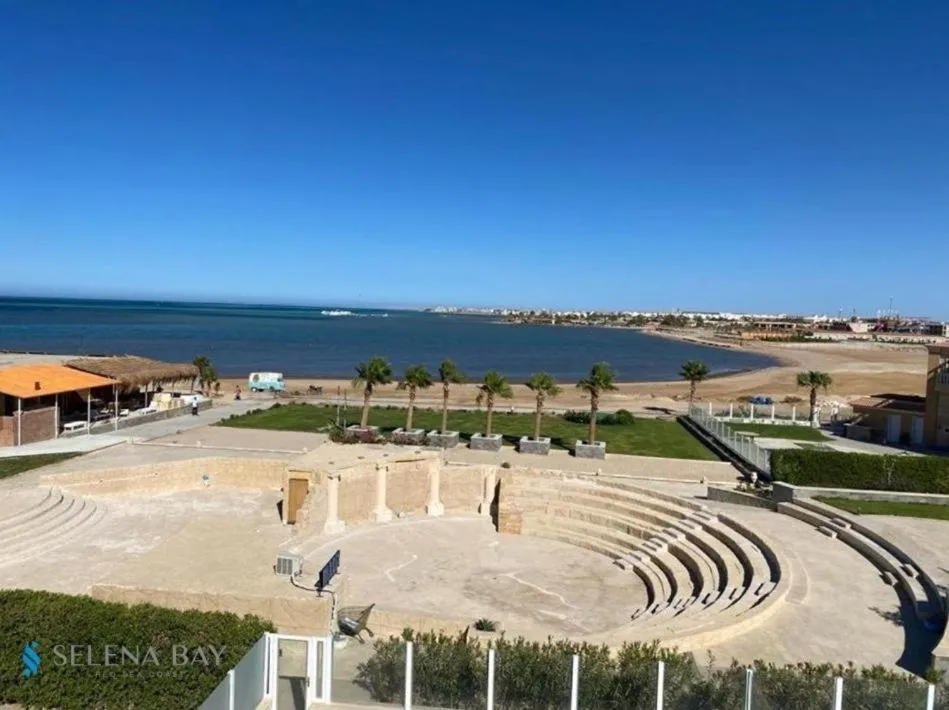 Image 1 of Red Sea Panorama