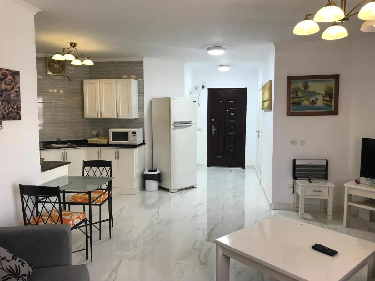Image 3 of Regency Towers Apartments