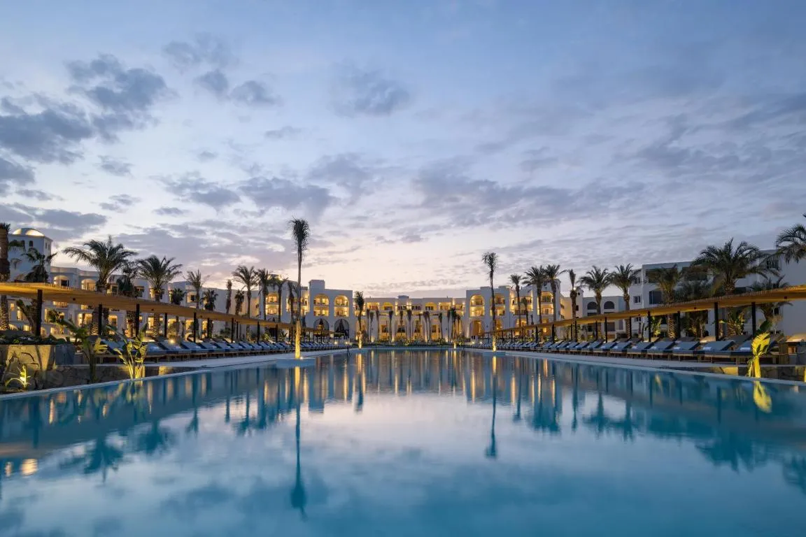 Image of Serry Beach Resort