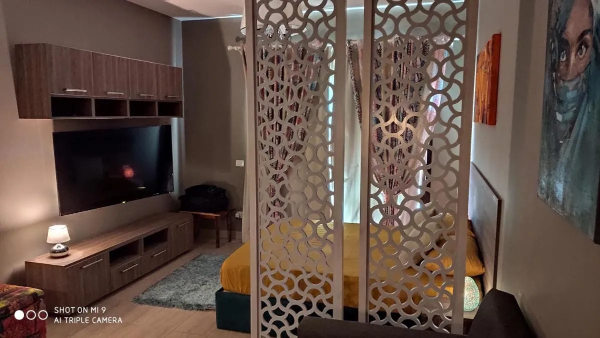 Image 5 of Stylish Pool view studio in Al Dau Heights