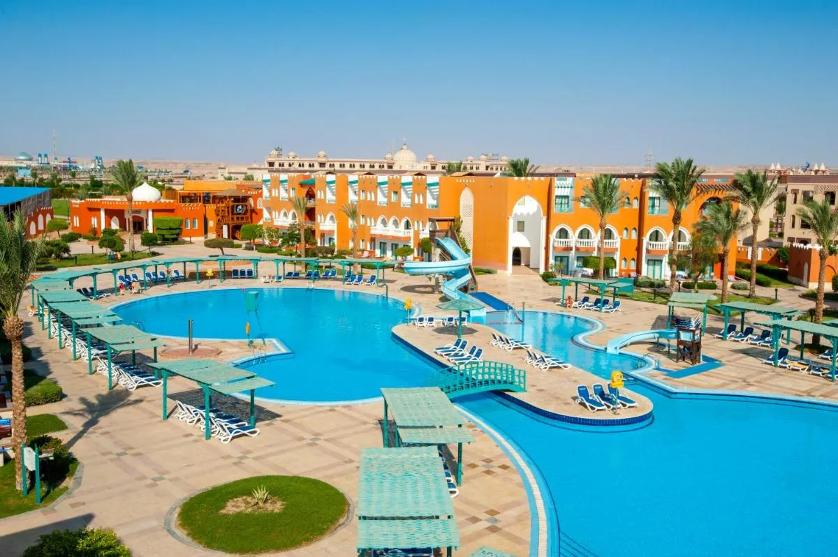 Image 2 of Sunrise Garden Beach Resort