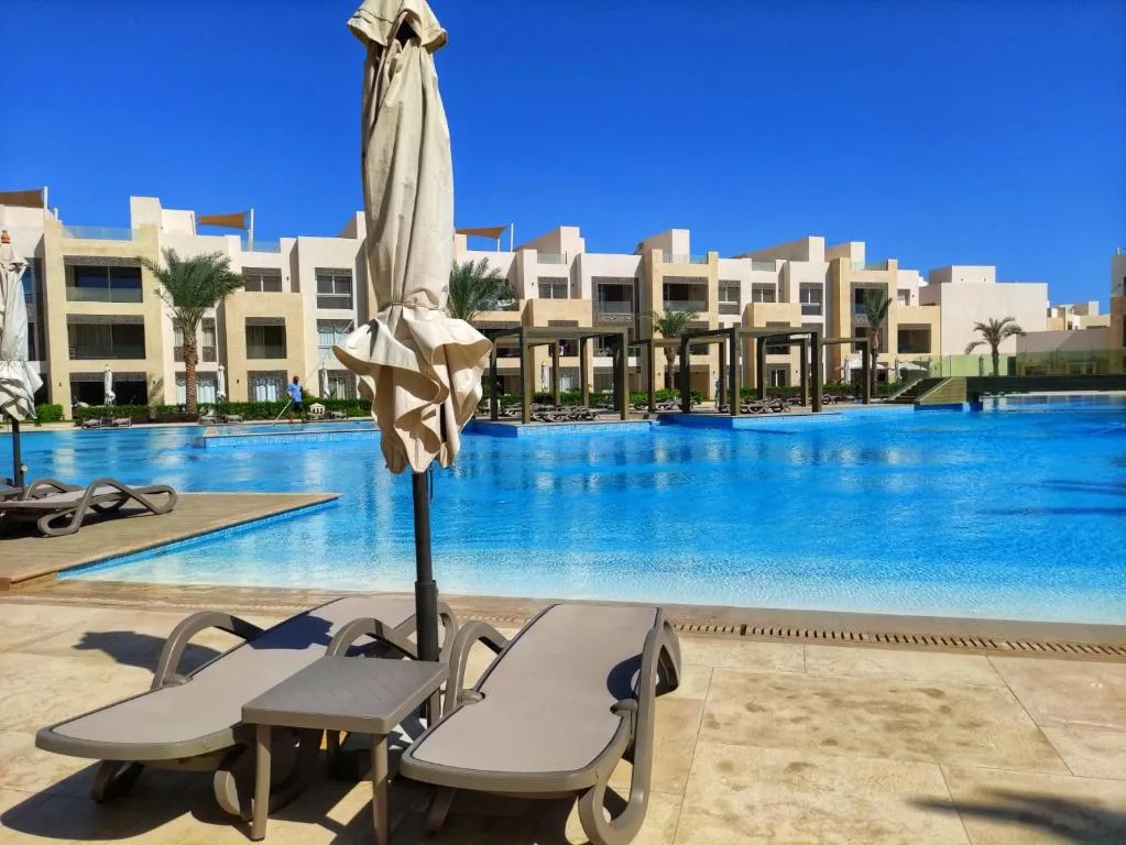 Image of Apartment with large terrace & nice pool area