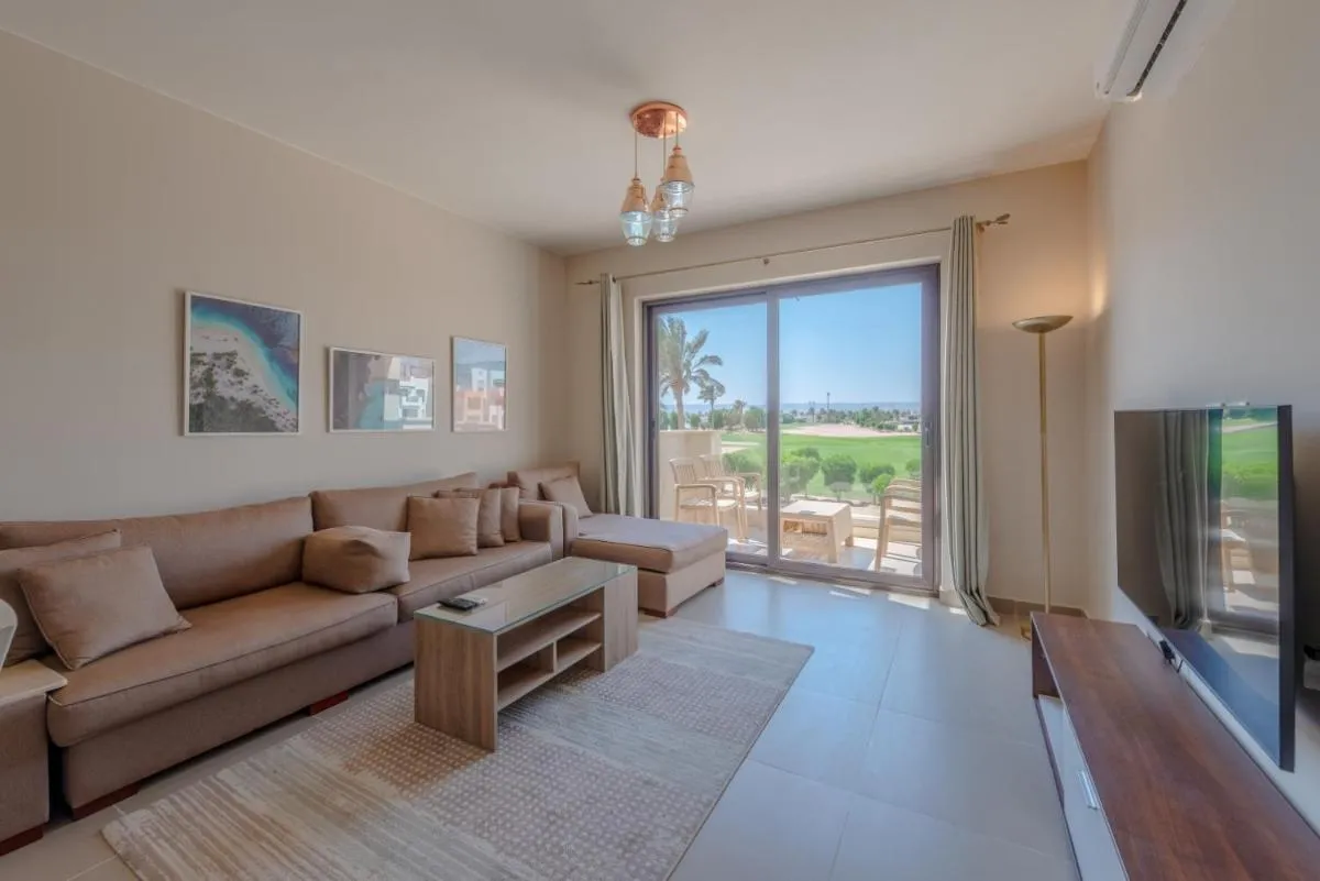 Image 5 of Cozy 2BR in Cyan, El Gouna Swiming Pool Access