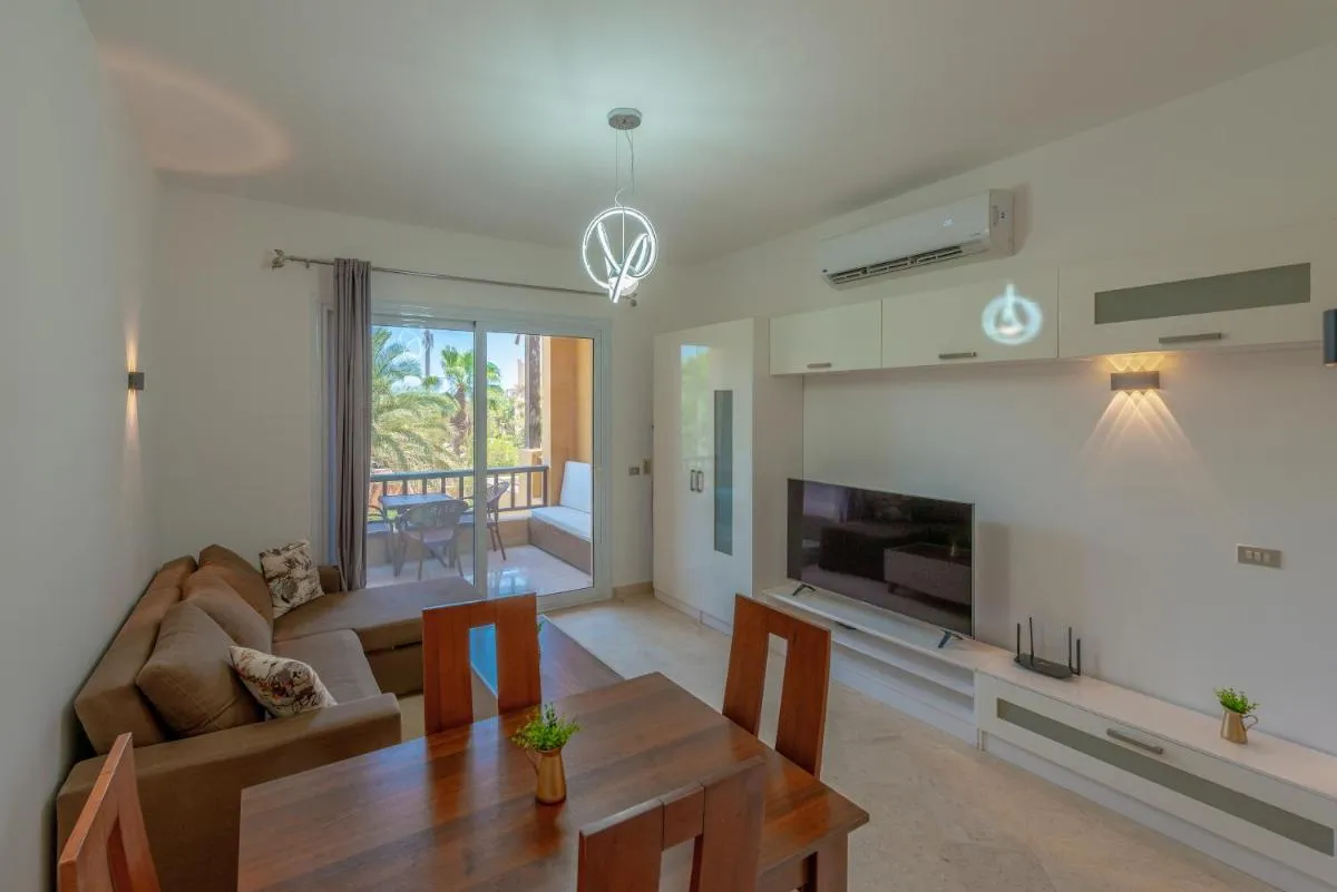 Image 1 of Cozy apartment with a pool in South Marina-Elgouna