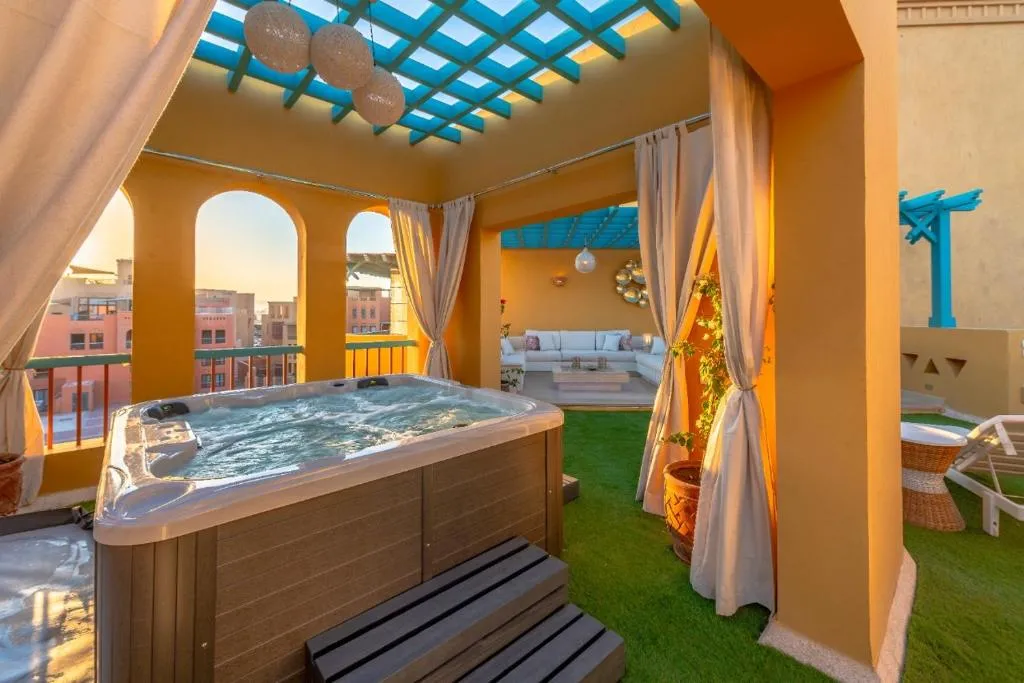 Image of Heated Jacuzzi 2BR Apartment on Yacht view