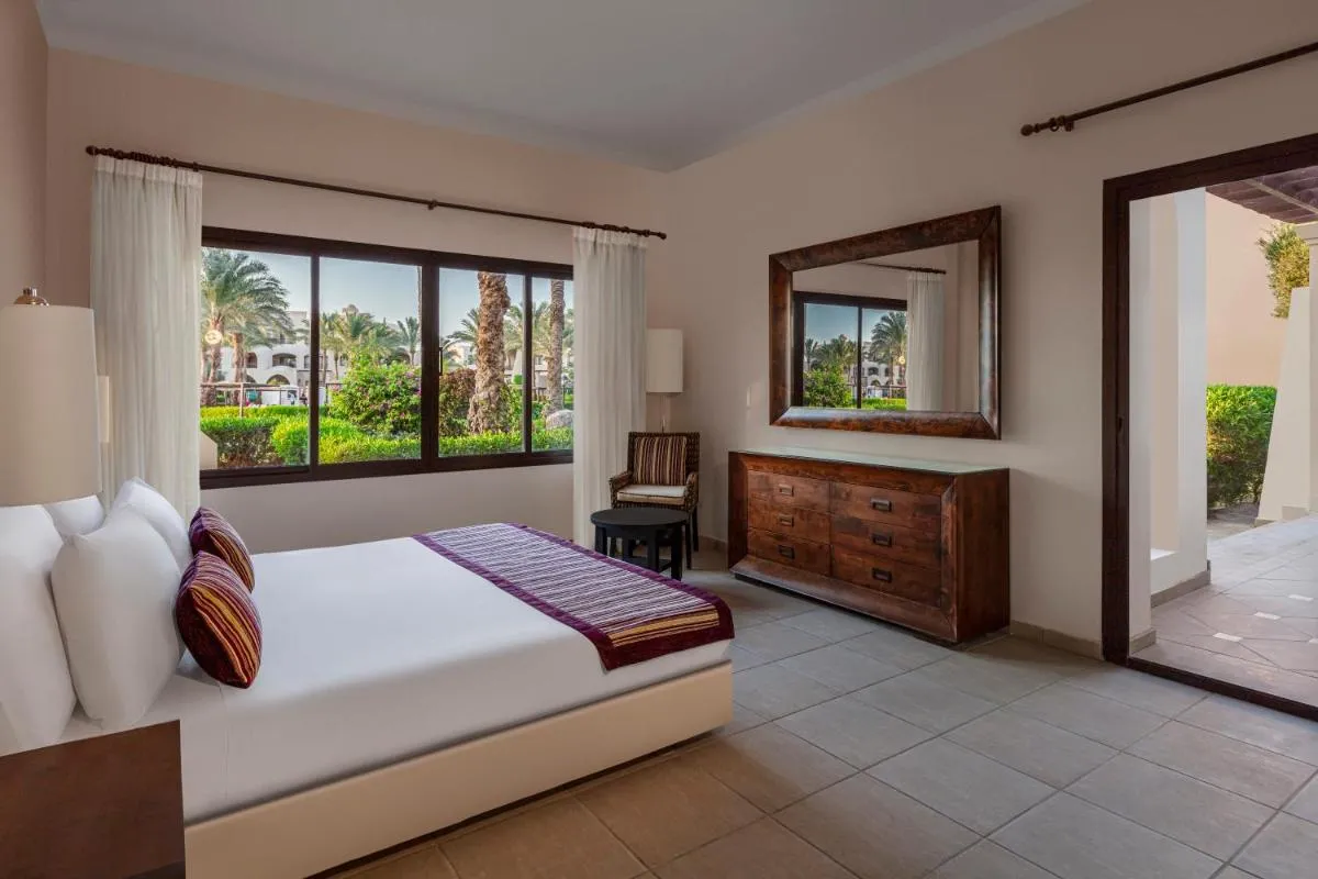 Image 1 of JAZ Neo Saraya Palms