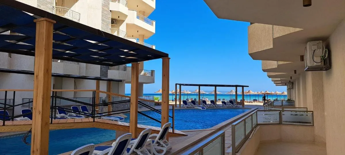 Image 6 of La Quinta Beach Resort