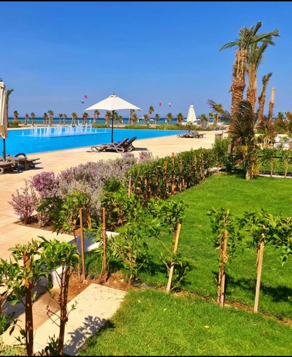 Image 3 of Luxurious Sea view 2 BR & private Garden to the pool at Mangroovy