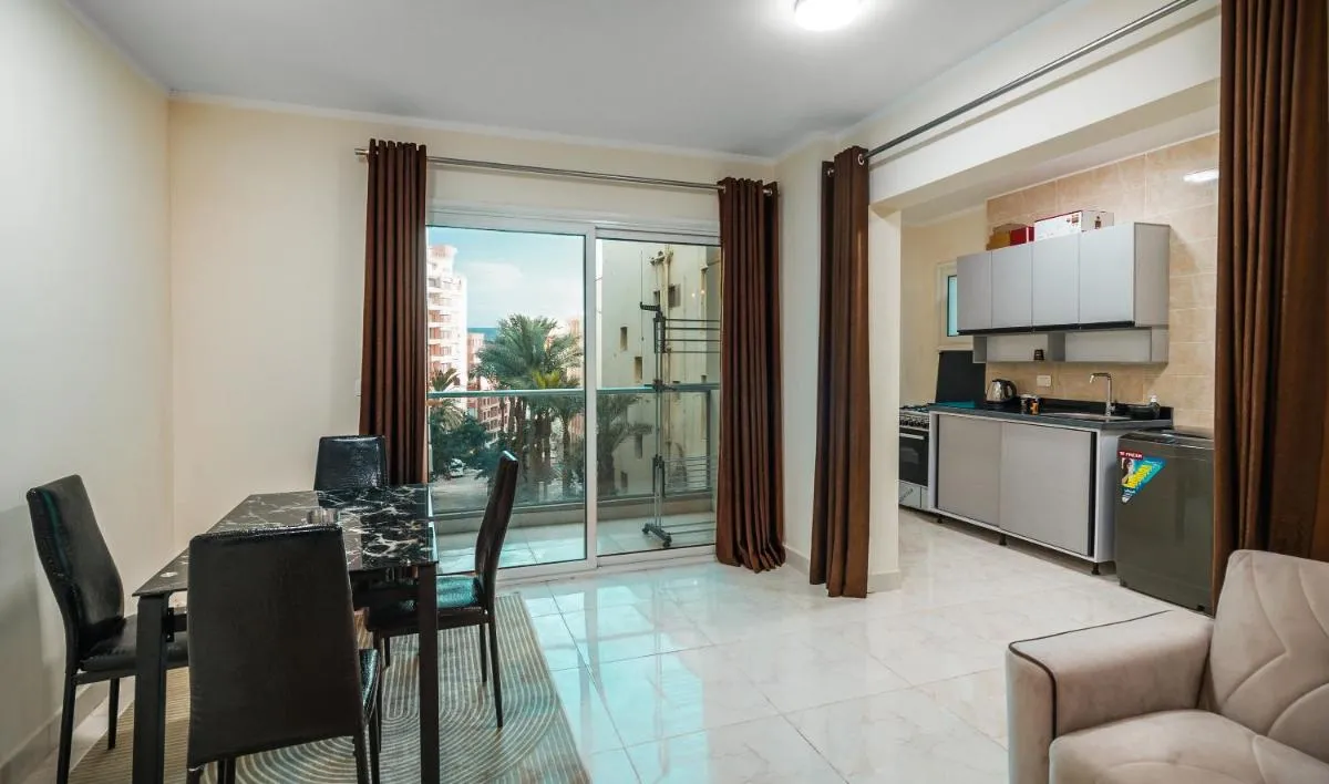 Image 4 of Luxury City Center One-Bedroom Suite by Peaks