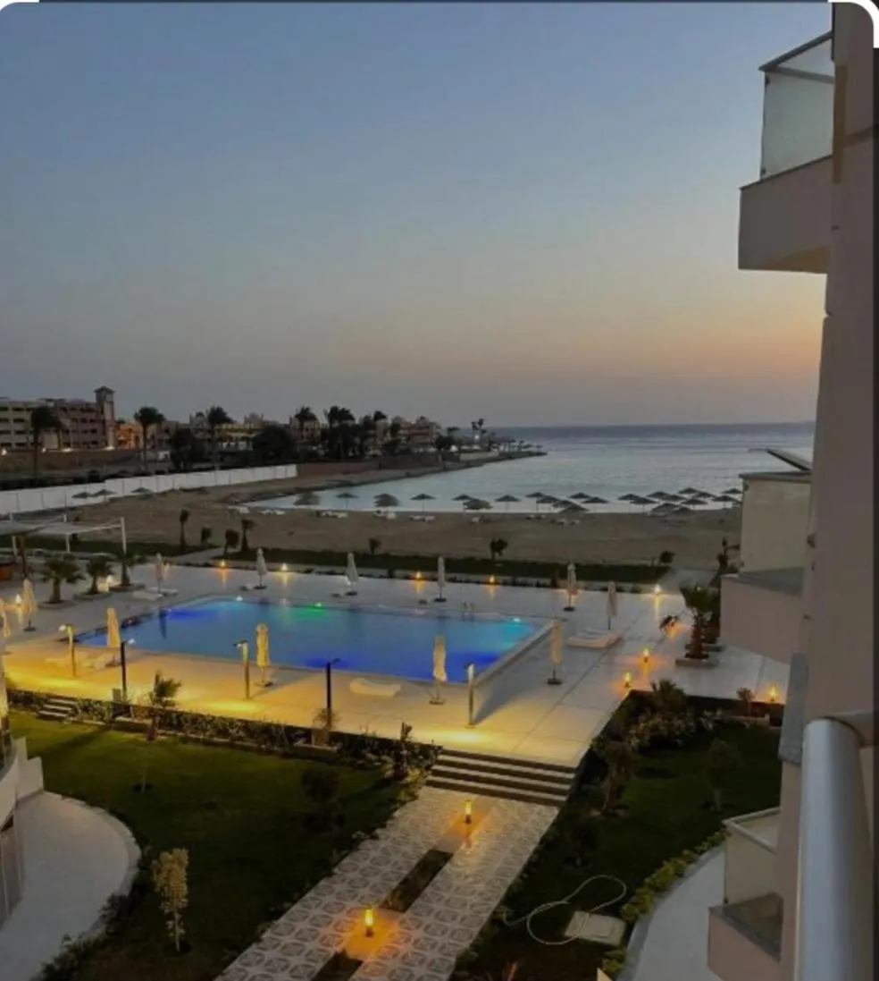 Image 3 of Luxury apartment with sea view