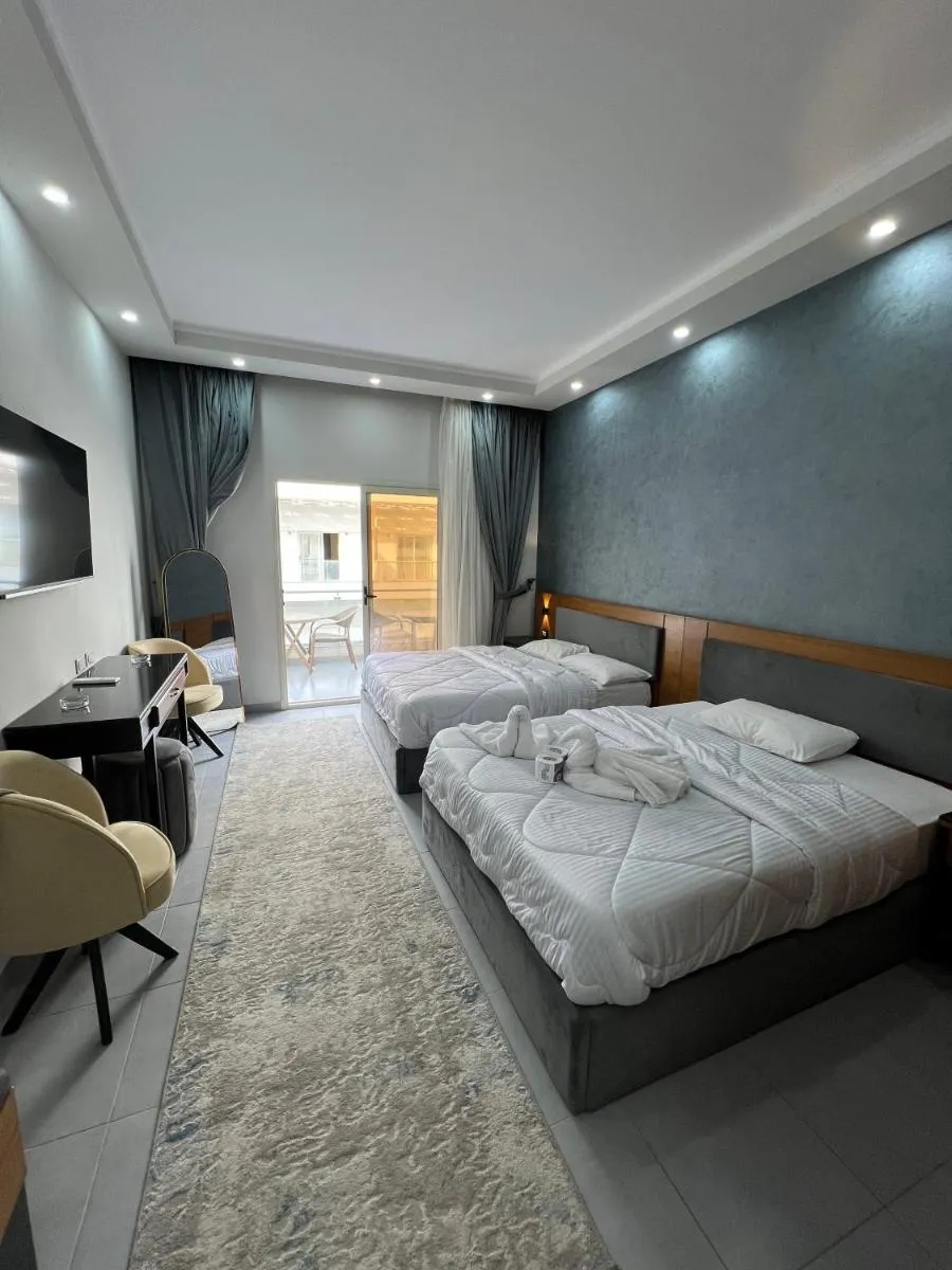 Image 3 of Luxury serviced apartments