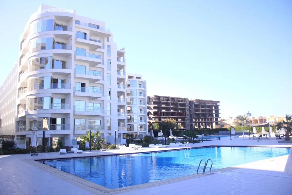 Image 2 of Luxury serviced apartments
