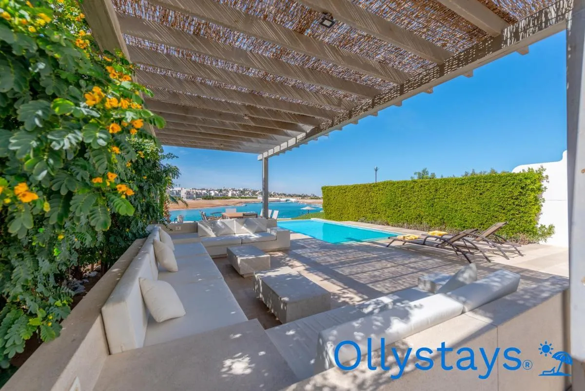 Image 4 of Ollystays Joubal Lagoon 4 BR Villa Heated Pool