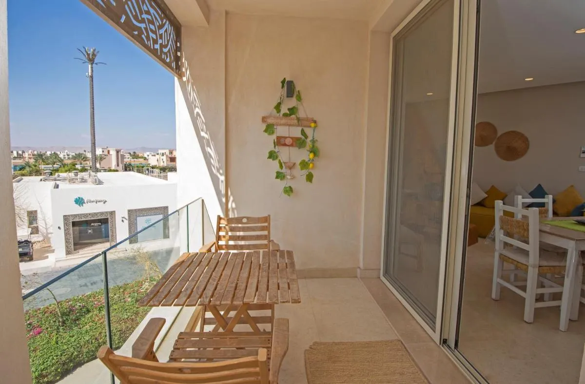 Image 4 of Ollystays Mangroovy 1 BR Beach and Pool Free access