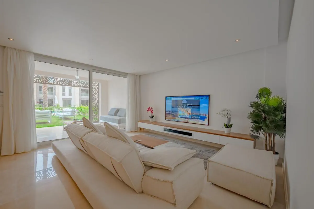 Image 4 of Ollystays Mangroovy Seaview 3BR Beach and Pool Free access