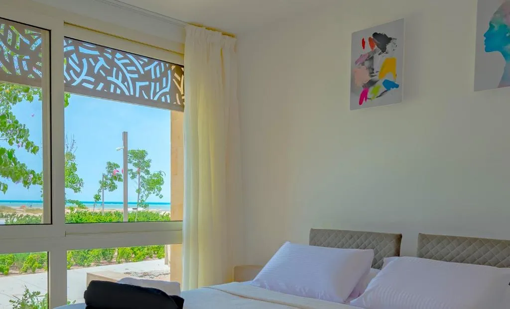 Image of Ollystays Mangroovy Seaview 3BR Beach and Pool Free access