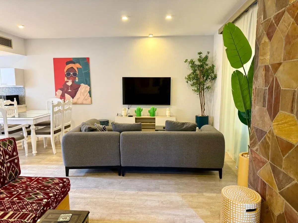 Image 4 of Picturesque 3BR Villa- Free Lagoon Access ElGouna