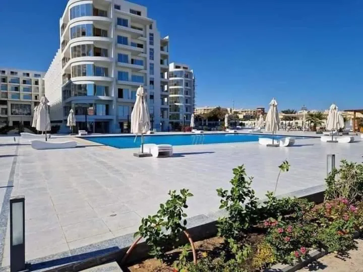 Image 3 of Sea view studio