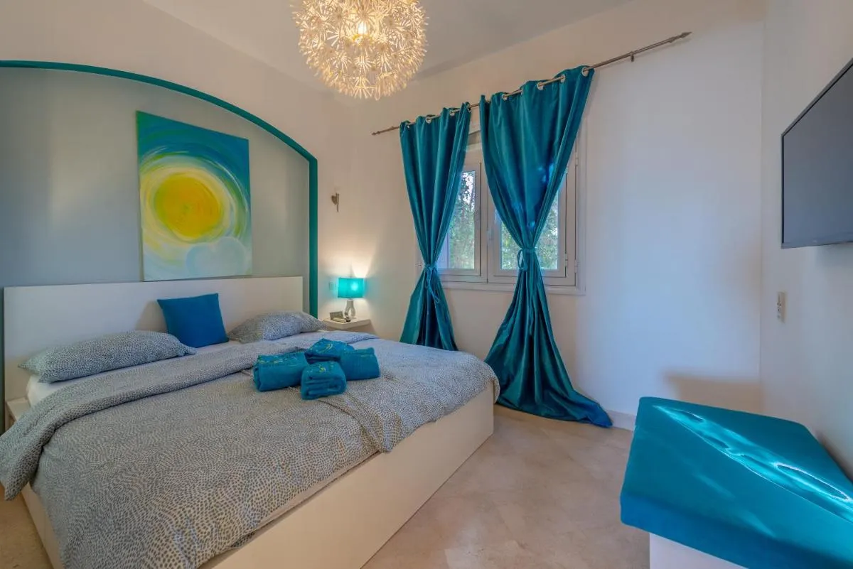 Image 3 of Special style apartment with pool at lagoon