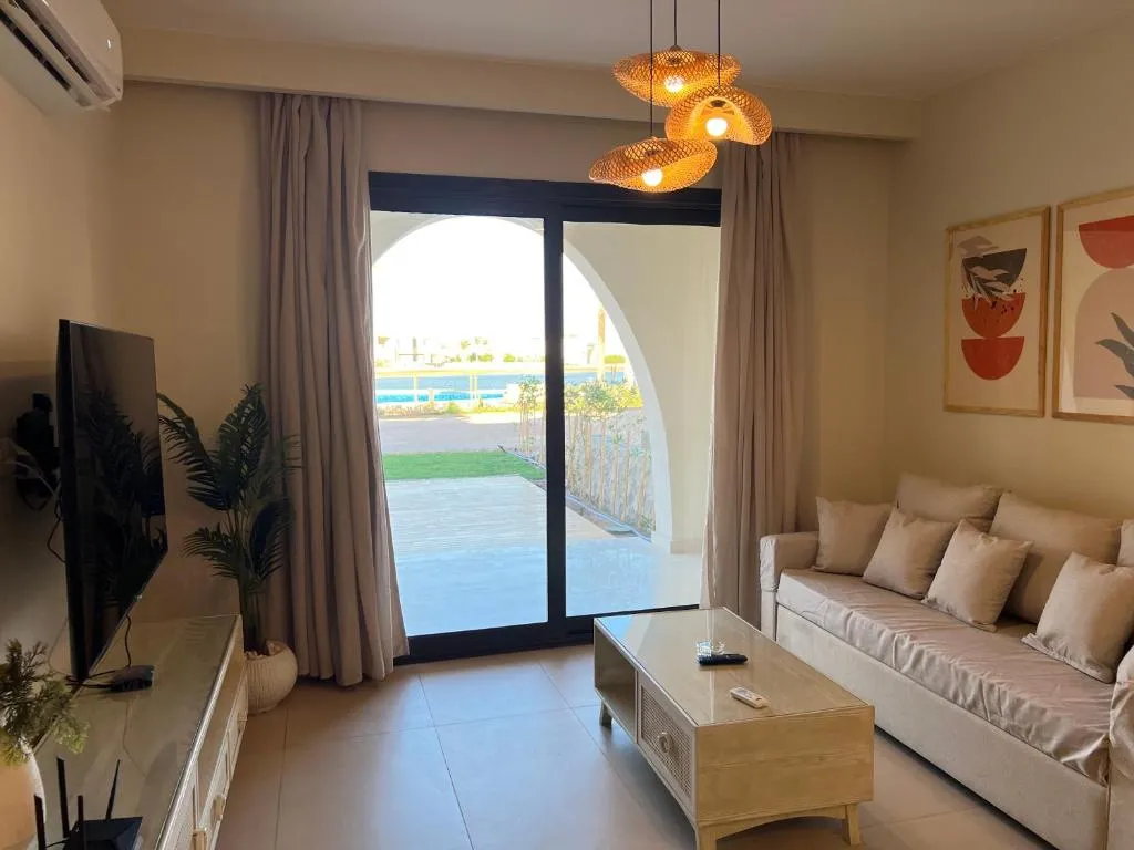 Image of Stylish 1BR Ground With Free Pool & Lagoon Access In Gouna