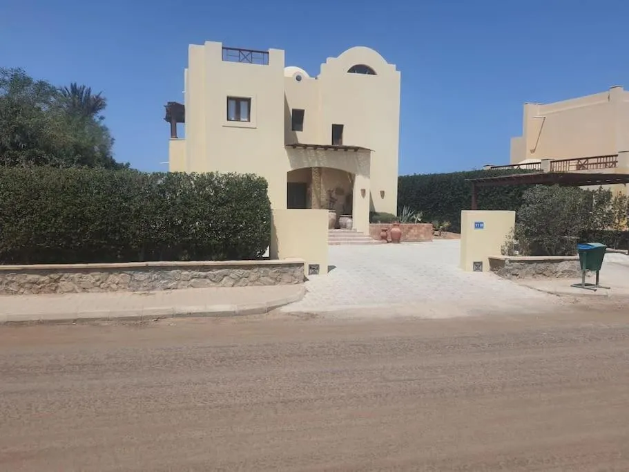 Image 6 of Villa, with heated Pool and Lagoon
