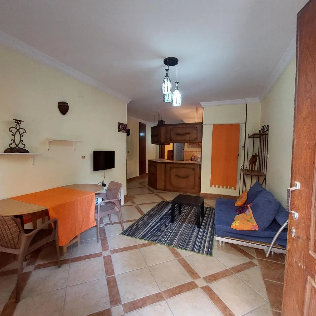 Image 6 of apartment with separate entrance near Arabia hotel