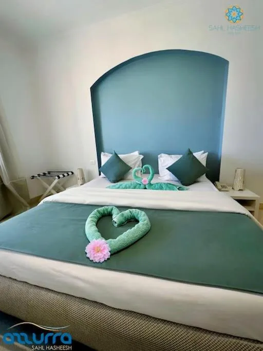 Image 3 of one bedroom chalet,with sea view terrace
