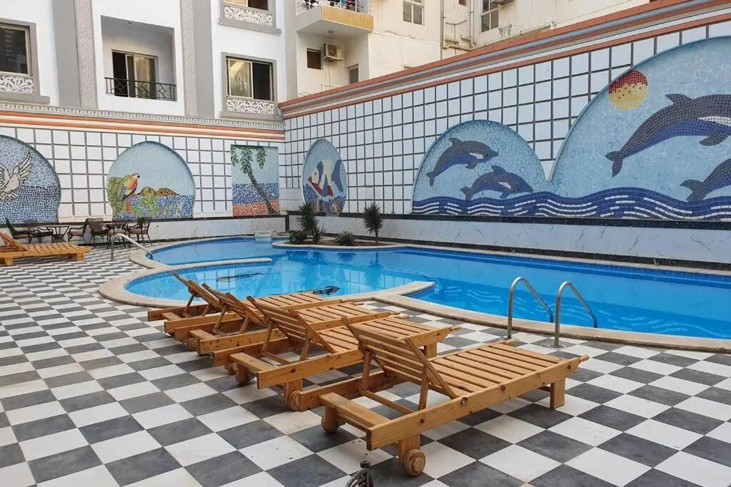 Image 3 of sheraton blaza 101